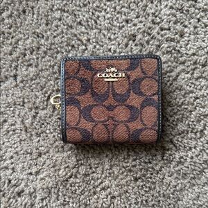 Coach Signature Brown and Black Key Holder